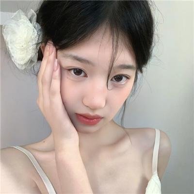 撒娇女人最好命